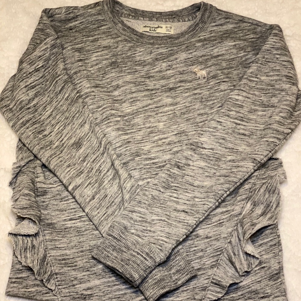 Abercrombie kids long sleeve with side ruffles